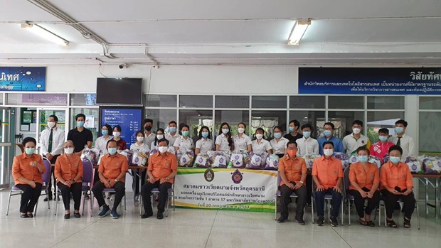 Overseas Vietnamese in Udon Thani ease difficulties of Vietnamese students in Thailand